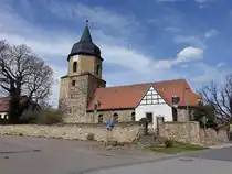 Schochwitz, evangelische St. Benedikt Kirche, erbaut ab 1256 (13.04.2025)