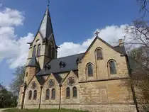 Neugattersleben, evangelische St. Gertrud Kirche, erbaut von 1887 bis 1889 durch den Architekten Ferdinand Schorbach (14.04.2025)