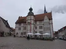 Alfeld / Leine, historisches Rathaus am Marktplatz, erbaut 1586 (17.04.2025)