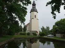 Walddorf, evangelische Kirche in der Martin Luther Stra�e, erbaut 1909 (05.06.2025)