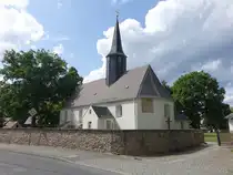 H�ckendorf, evangelische Kirche, mittelalterliche Saalkirche, erweitert 1671 (07.06.2025)