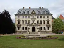 Altd�bern, Rokoko Schloss, erbaut 1717, ver�ndert von 1880 bis 1883 (08.06.2025)