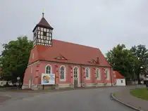 Sonnewalde, evangelische Kirche, erbaut im 14. Jahrhundert (09.06.2025)