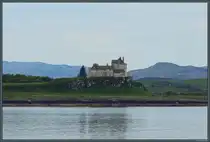 An der Ostk�ste der Insel Mull steht die aus dem 13. Jahrhundert stammende Duart Castle. (11.05.2025)