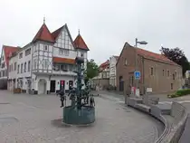 Lemgo, Kanzlerbrunnen am Ostertorplatz (15.06.2025)