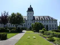 Grafschaft, Mutterhaus der Borrom�erinnen, erbaut im 18. Jahrhundert (20.06.2025)