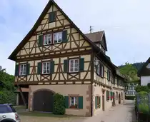 Schiltach, die �u�ere M�hle von 1557, steht im Gerberviertel, wurde 1977 aufwendig restauriert, Juli 2025