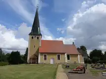 Gr�ningen, evangelische Kirche, erbaut 1517, Kirchturm errichtet 1753, barocker Umbau von 1734 bis 1736 (08.07.2025)