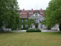 Schloss Storkau, erbaut von 1912 bis 1914 im Stil des Neoklassizismus (09.07.2025)
