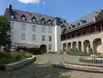 Dhaun, Innenhof des Schlo� Dhaun, heute Jugend- und Erwachsenenbildungsst�tte (26.07.2025)