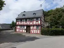 Dill, Fachwerkhaus aus dem 18. Jahrhundert in der Dorfstra�e (28.07.2025)