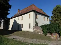 Niederndodeleben, Mauritiushaus, ehem. Pfarrhaus von 1421, heute Bildungsst�tte (11.08.2025)