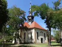 Niegripp, evangelische Kreuzkirche, erbaut 1732 durch Friedrich August Fiedler (11.08.2025)