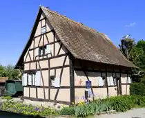 Ungersheim, ECO-Museum, Wohnhaus um 1680 aus Waltenheim im Sundgau, 1982 abgebaut und anschlie�end im Museum errichtet, Mai 2025