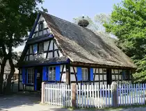 Ungersheim, ECO-Museum, T�pferhaus mit Werkstatt, um 1890, aus Soufflenheim/Unterelsa�, abgebaut 1990 und anschlie�end im Museum errichtet, Mai 2025