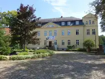 Kl�den, Herrenhaus der Grafen von Bassewitz-Levetzow, erbaut 1754 (12.08.2025)