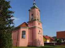 Orpensdorf, evangelische Kirche, barocke Saalkirche erbaut 1747 nach Pl�nen des Architekten Friedrich Wilhelm Diterichs (12.08.2025)