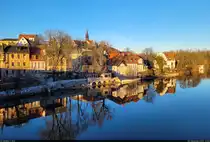 An der Saale in Halle-Kr�llwitz: Hochpreisige Altbauten in der Talstra�e schm�cken hier das Ufer. Oben auf dem H�gel thront die Petruskirche.
Gesehen von der Kr�llwitzer Br�cke, auch Giebichensteinbr�cke genannt.

🕓 28.12.2024 | 15:22 Uhr