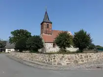 Saalfeld, evangelische Kirche, Feldsteinkirche aus dem 13. Jahrhundert (14.08.2025)