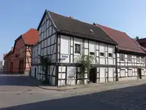 Salzwedel, Fachwerkh�user in der Reichestra�e (14.08.2025)