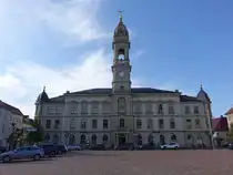 Gro�enhain, Neorenaissance Rathaus am Marktplatz, erbaut 1876 (06.09.2025)