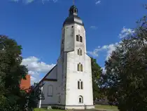 Uebigau, evangelische Stadtkirche St. Nikolai, erbaut im 13. Jahrhundert (07.09.2025)