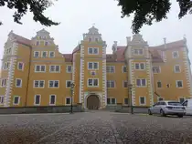 Annaburg, Jagdschloss, erbaut von 1572 bis 1575 durch Kurf�rst August I. von Sachsen (09.09.2025)