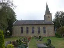 Barbecke, evangelische St. Martin Kirche, erbaut von 1856 bis 1857 im neuromanischen Baustil (13.09.2025)