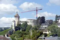 SCHAFFHAUSEN (Kanton Schaffhausen), 18.09.2024, Blick von der Eisenbahnbr�cke Feuerthalen auf die Festungsanlage Munot