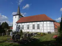 Dedenhausen, evangelische St. Urban Kirche, erbaut 1703 (15.09.2025)