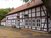 Hattorf, ehemaliges Pfarrwitwenhaus, erbaut 1774, heute Gemeindehaus (16.09.2025)