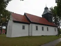 Jembke, evangelische St. Georg Kirche, Feldsteinkirche aus dem 12. Jahrhundert, gotischer Anbau im 14. Jahrhundert (16.09.2025)