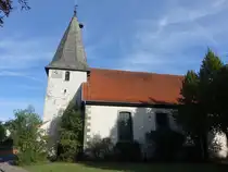 Engelbostel, evangelische St. Martin Kirche, erbaut im 15. Jahrhundert, Kirchenschiff erbaut von 1788 bis 1789 (18.09.2025)