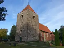 Kirchwahlingen, evangelische Hl. Kreuz Kirche, erbaut im 12. Jahrhundert (19.09.2025)