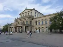 Hannover, Opernhaus, erbaut von 1845 bis 1852 im sp�tklassizistischen Stil (20.09.2025)