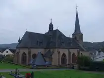 Graach, Pfarrkirche St. Simon und Juda, erbaut um 1500 (09.10.2025)