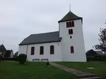 Hirschfeld, evangelische Kirche, erbaut 1353, erweitert von 1748 bis 1749 (11.10.2025)