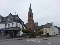 Sohren, Pfarrkirche St. Michael, neugotischer Backsteinbau, erbaut 1907 (11.10.2025)