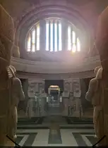 Lichteinfall in der Krypta des V�lkerschlachtdenkmals, in der 16 Ritter Totenwache halten.

🕓 4.3.2025 | 15:24 Uhr