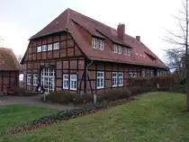 Gro� Munzel, Pfarrhaus am Steinhof, erbaut 1791 (06.12.2025)