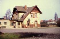 Bahnhof Kl�tz/Meckl. um ca. 1990 von der Bahnhofstra�e aufgenommen.