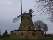 Hartum, Wallhol�nder Windm�hle, erbaut 1877 (09.12.2025)
