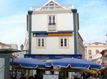 LAGOS (Concelho de Lagos), 07.10.2005, in der Rua 25 de Abril, der Haupteinkaufsstra�e