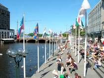 HAMBURG, 18.06.2005, Rathausmarkt/Alsterfleet