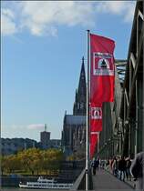 Blick entlang der Hohenzollernbr�cke in Richtung K�lner Dom. 08.11.08 (Jeanny) 