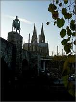 Der Dom und eines der Reiterstandbilder an der Hohenzollernbr�cke in K�ln aufgenommen am 08.11.08. (Jeanny)