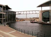 BERLIN, 18.11.2004, am Reichstagsufer