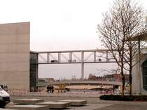 BERLIN, 18.11.2004, am Reichstagsufer