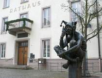 Besser den Narr vor, als im Rathaus.
Ehingen den 08.12.2008