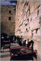 An der Klagemauer in Jerusalem. Scan eines Dias aus dem M�rz 1978.